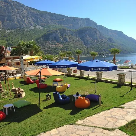 酒店 博马林俱乐部酒店 *