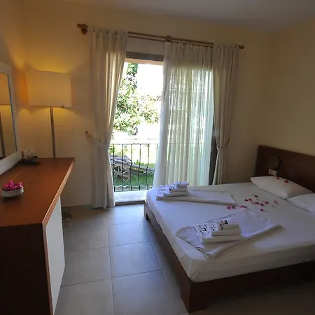 博马林俱乐部酒店 Oren (Milas)